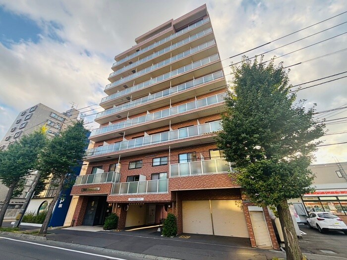 物件外観写真2　(外観写真)