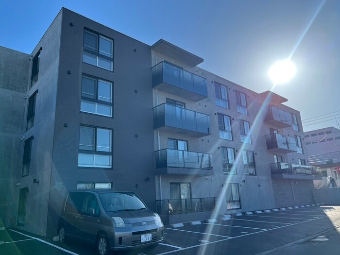 物件外観写真2　(外観写真)