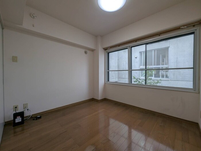 物件内観写真5　(居室)
