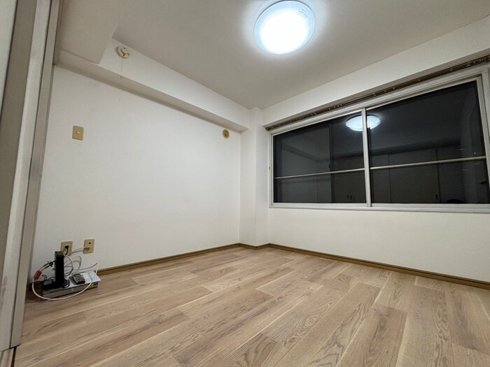 物件内観写真6　(居室)