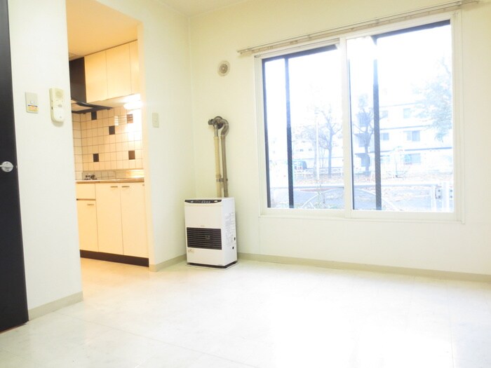 物件内観写真5　(居室)