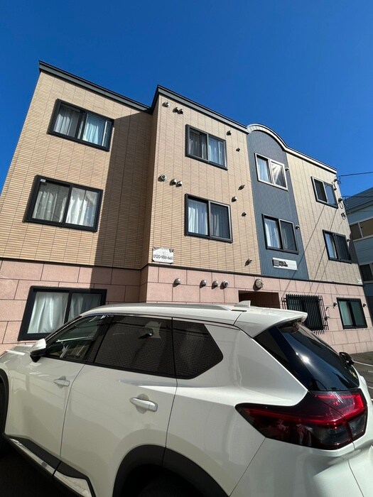 物件外観写真3　(外観写真)