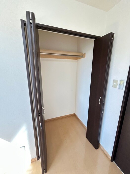 物件内観写真15　(収納)