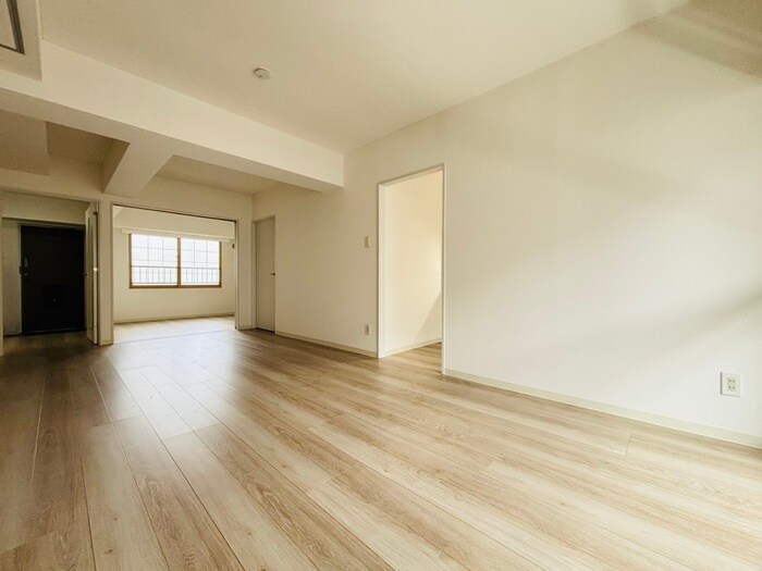 物件内観写真10　(居室)