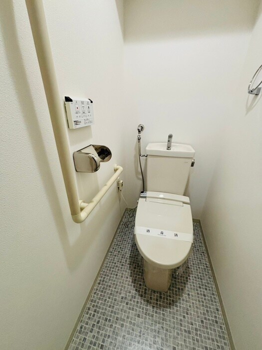 物件内観写真17　(トイレ)