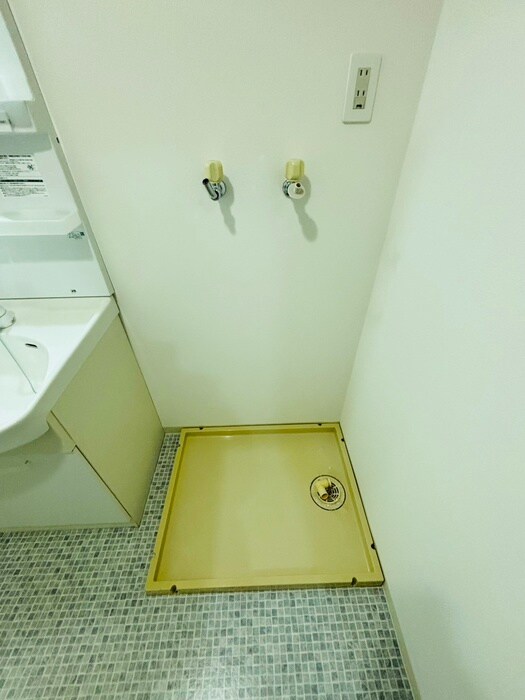 物件内観写真22　(洗濯機置場)