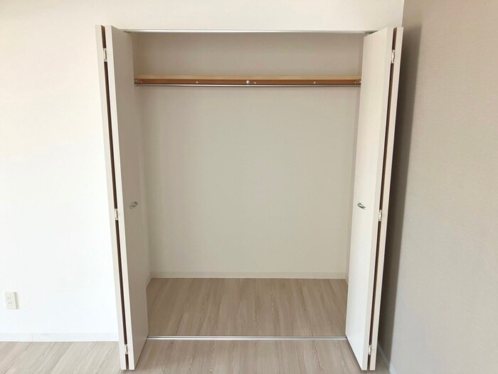 物件内観写真16　(収納)