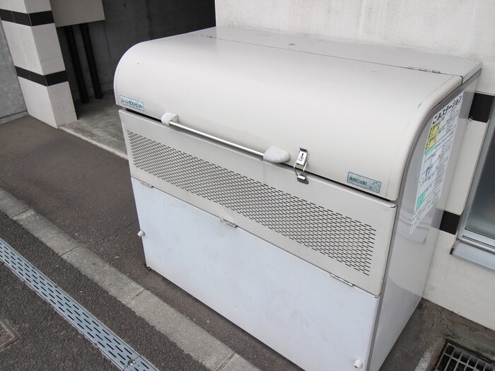 物件外観写真4　(建物設備)