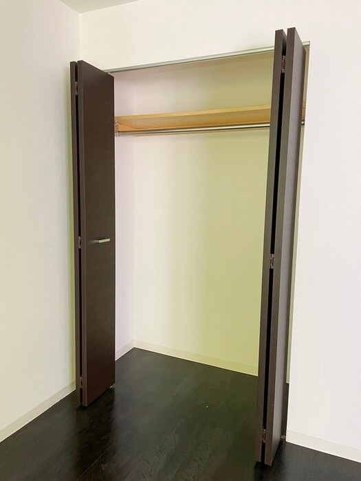 物件内観写真11　(収納)