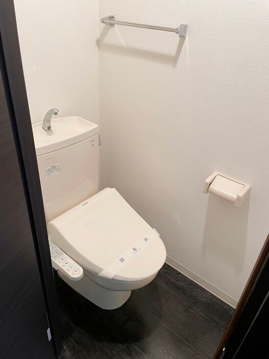 物件内観写真15　(トイレ)