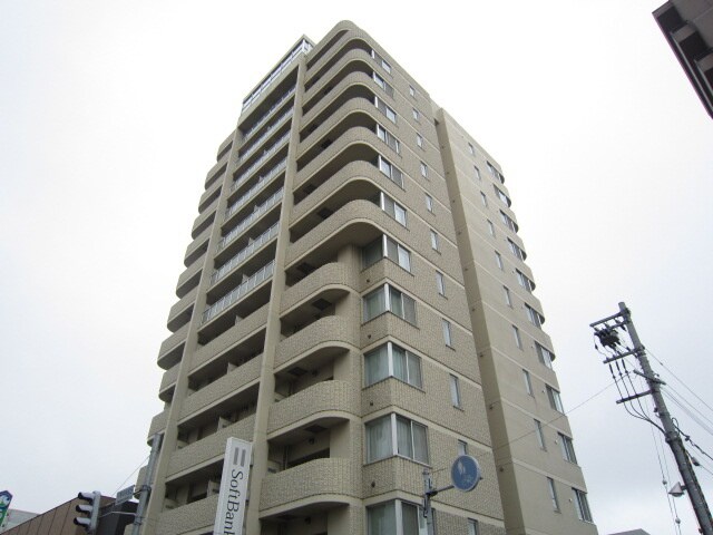 レガートタワー月寒中央の物件外観写真