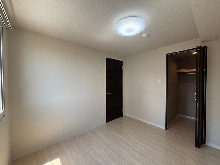 物件内観写真10　(居室)