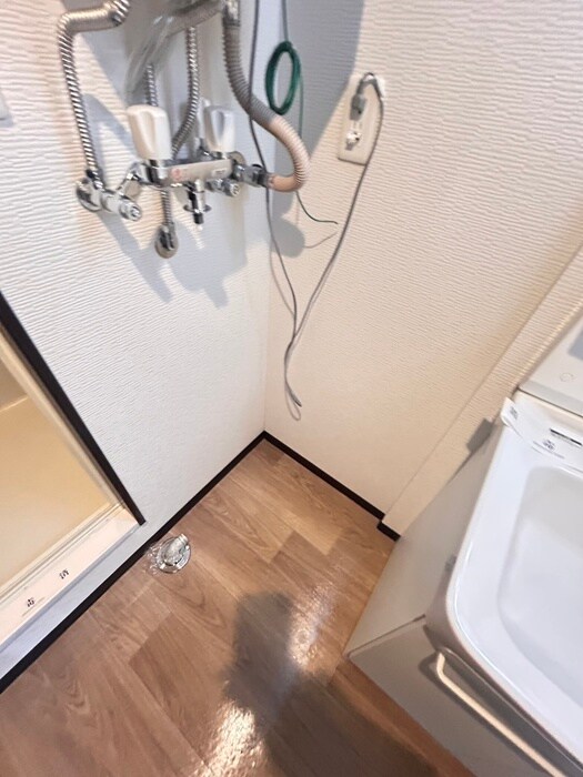 物件内観写真19　(洗濯機置場)