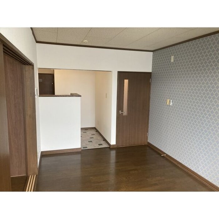 物件内観写真6　(居室)