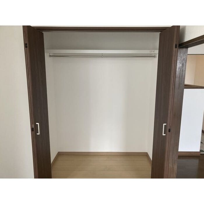 物件内観写真8　(収納)