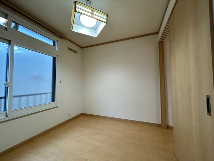 物件内観写真14　(居室)