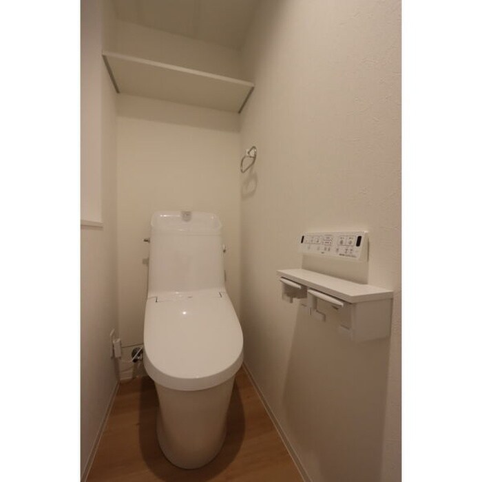 物件内観写真15　(トイレ)