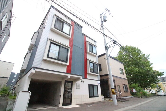 物件外観写真2　(外観写真)