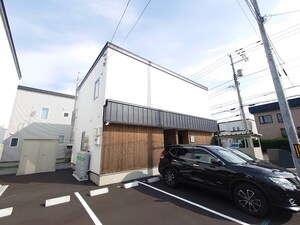 SUMIRE C棟外観写真