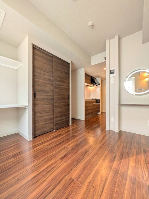 物件内観写真9　(居室)