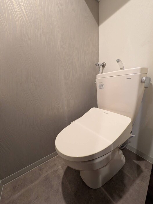 物件内観写真13　(トイレ)