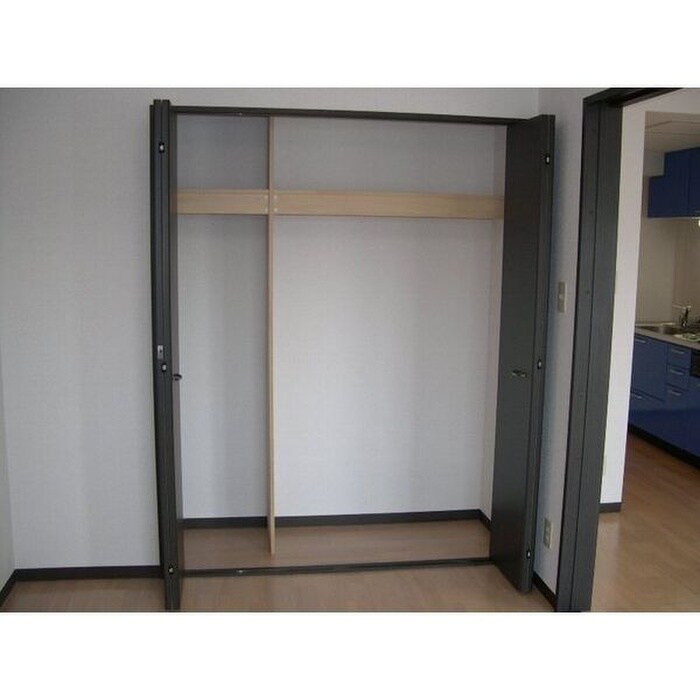 物件内観写真8　(収納)