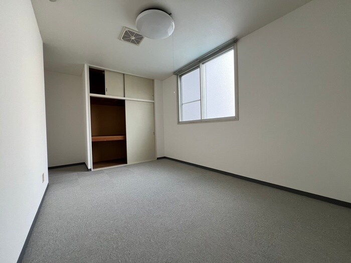 物件内観写真18　(居室)