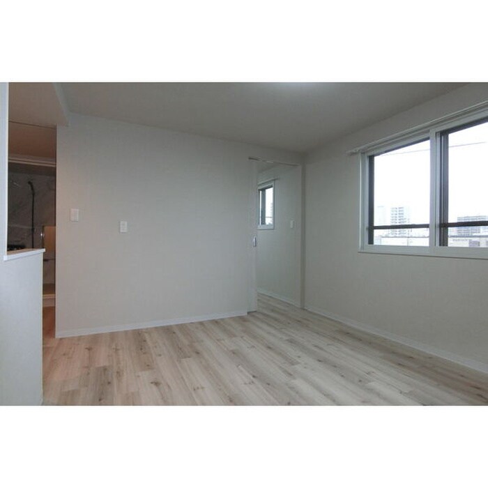 物件内観写真11　(居室)