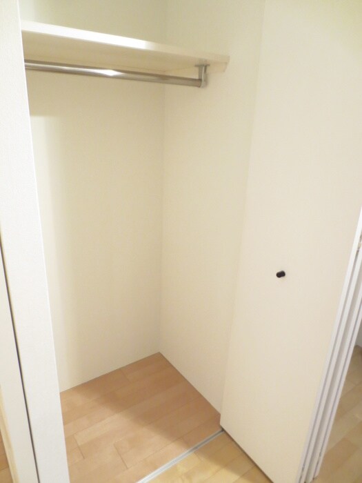 物件内観写真11　(収納)