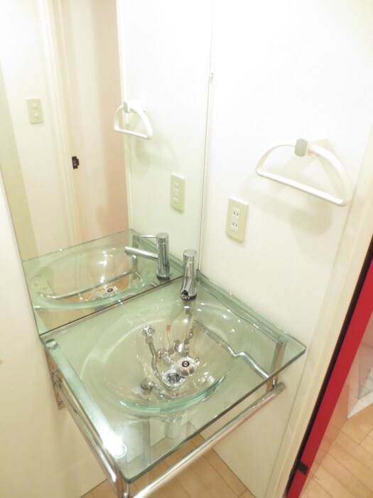 物件内観写真13　(洗面)