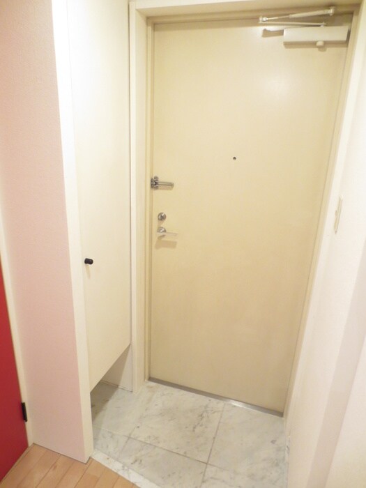 物件内観写真17　(玄関)