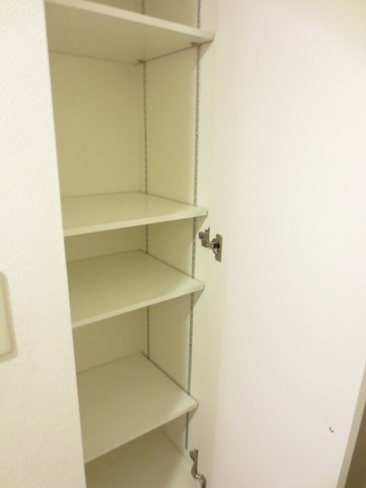 物件内観写真18　(靴箱)