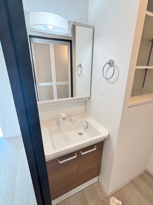 物件内観写真16　(洗面)