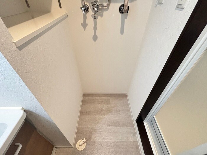 物件内観写真22　(洗濯機置場)