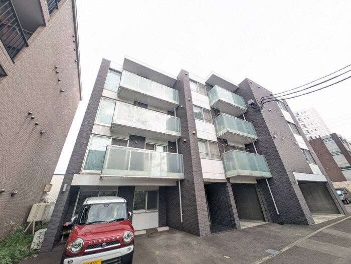 物件外観写真2　(外観写真)