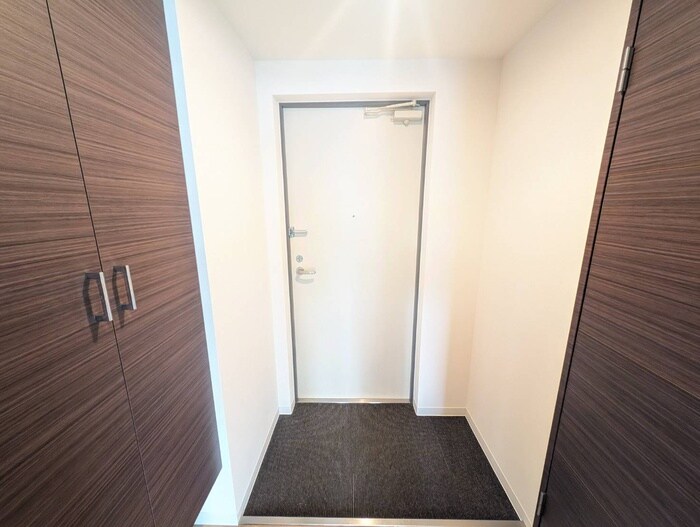 物件内観写真22　(玄関)