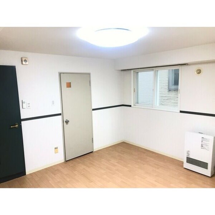 物件内観写真5　(居室)