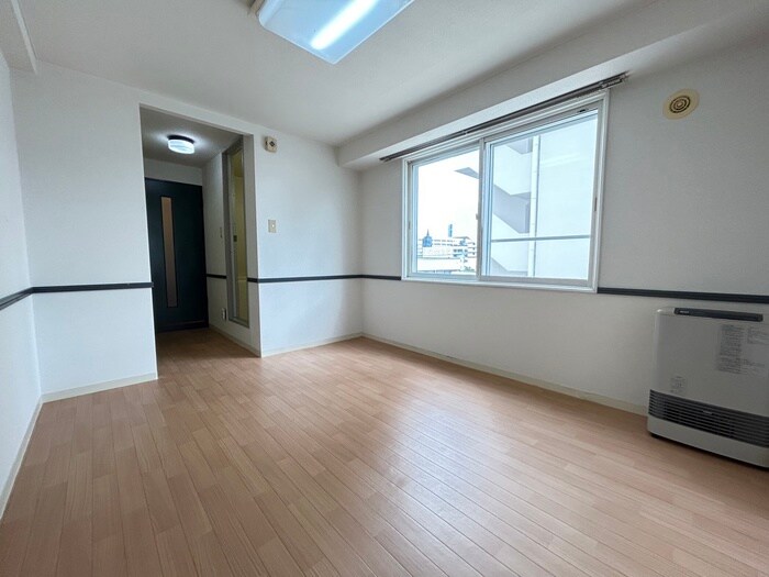 物件内観写真5　(居室)