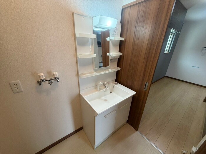 物件内観写真7　(洗面)