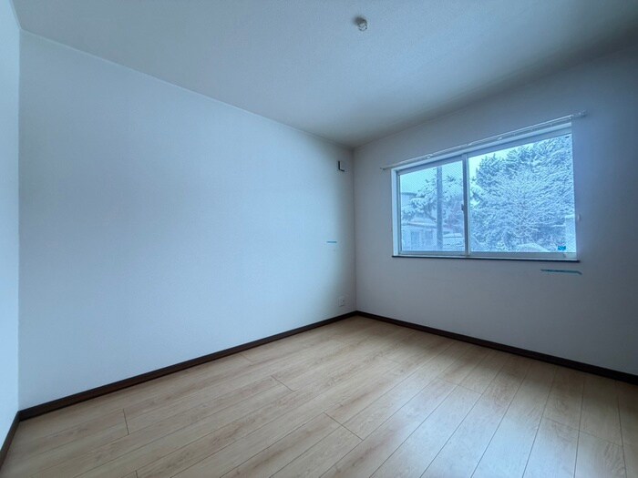 物件内観写真12　(居室)