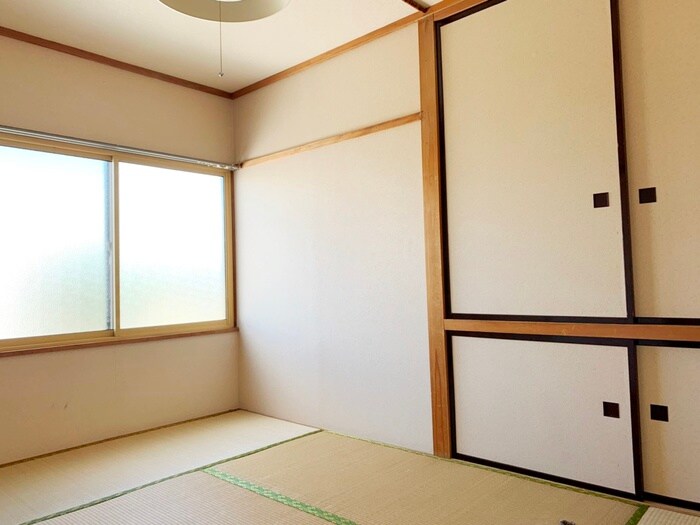 物件内観写真8　(居室)