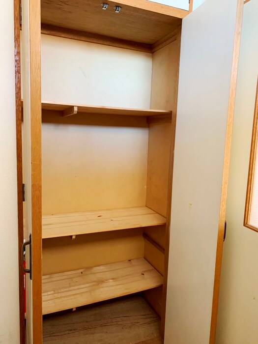 物件内観写真16　(収納)