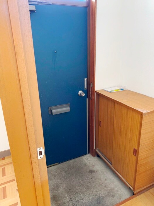 物件内観写真17　(玄関)
