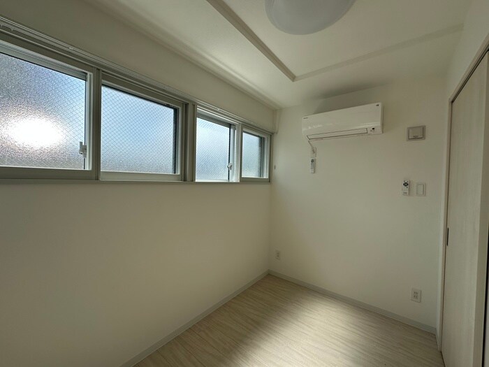 物件内観写真16　(居室)
