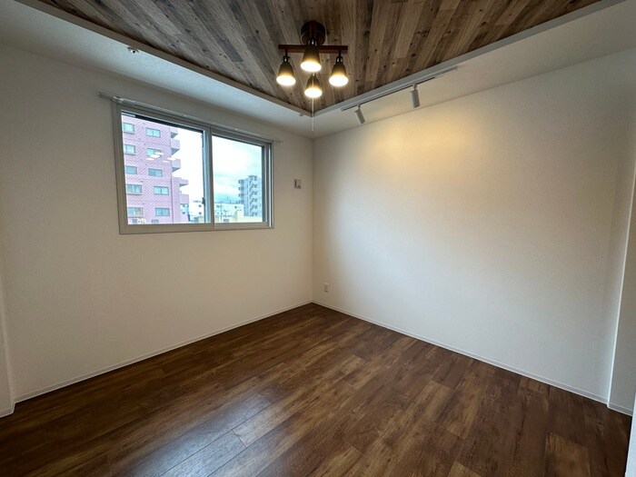 物件内観写真16　(居室)