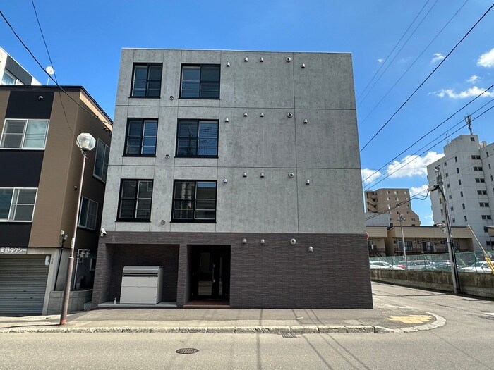 物件外観写真1　(外観写真)