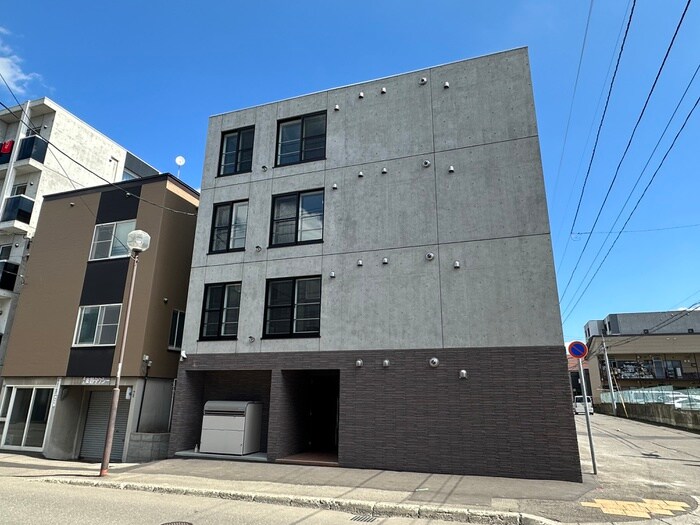 物件外観写真2　(外観写真)