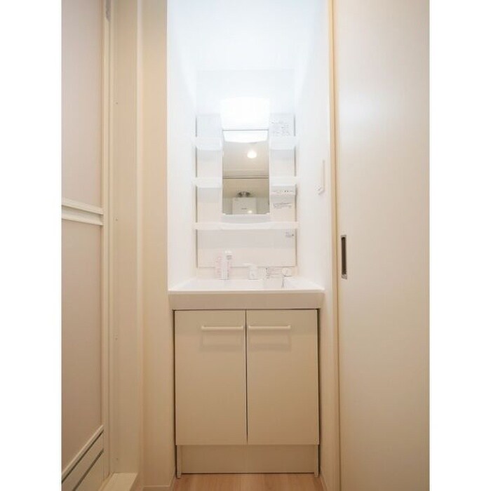 物件内観写真7　(洗面)