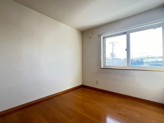 物件内観写真11　(居室)