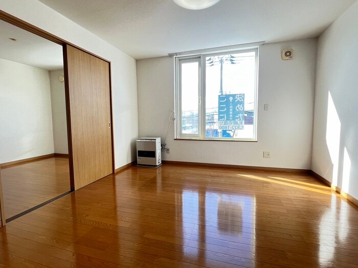 物件内観写真18　(居室)